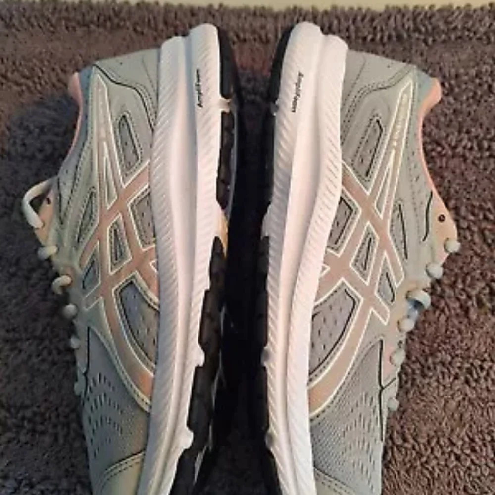 ASICS Women's Gray and Pink Running Shoes NEW CON